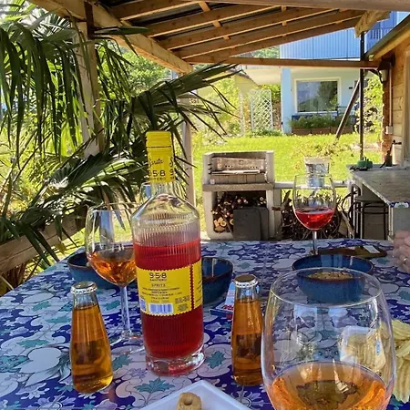 Hébergement de vacances Carlotta Rossa - With Garden And Pool Colico